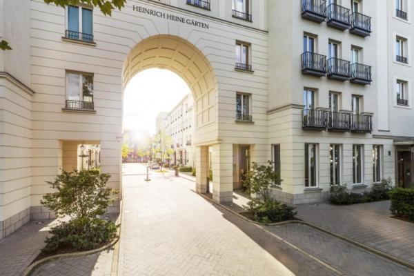 Traum Loft In Exklusiver Und Ruhiger Lage Duesseldorfs Nahe Messe Und Infrastruktur Apartment